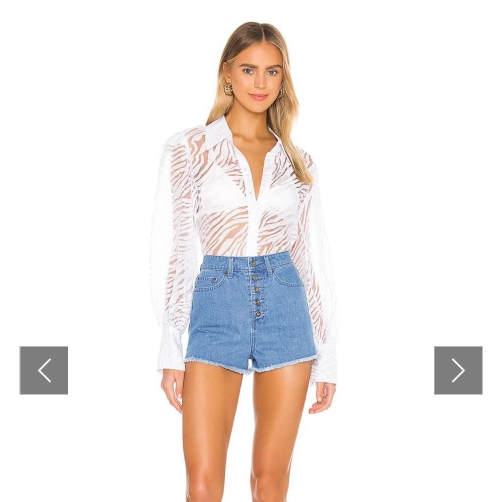 ISO LACADEMIE DYANA WHITE TIGER BLOUSE
